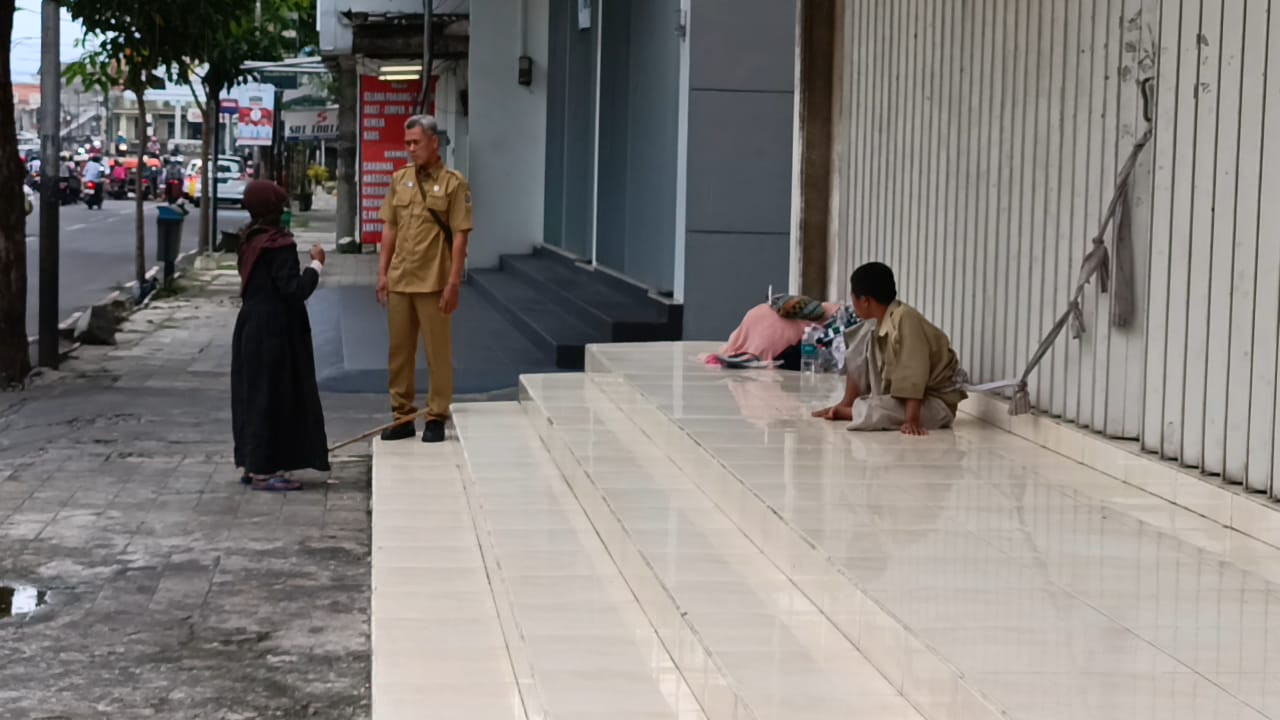 Ibu dan Anak ODGJ di Tulungagung Dievakuasi, Kabur dari Rumah
