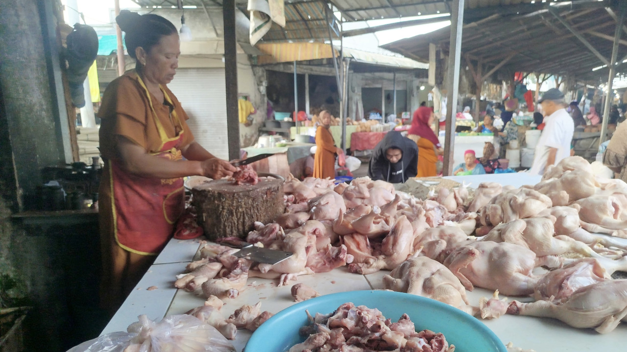 Situasi Pasar Ki Lemah Duwur, Bangkalan. (Foto: Fathor Rahman/jatimnow.com)