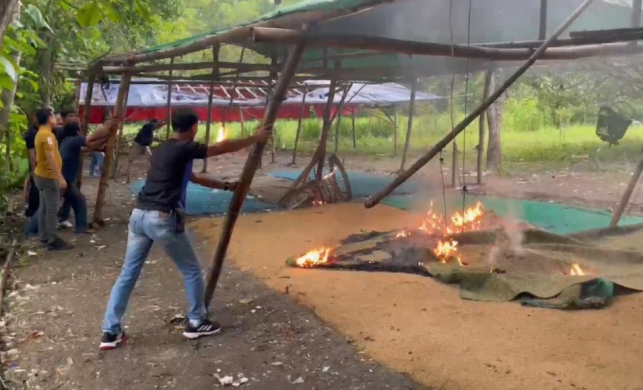 Lokasi lahan kosong yang menjadi lokasi sabung ayam. (Foto: Fathor Rahman/jatimnow.com)