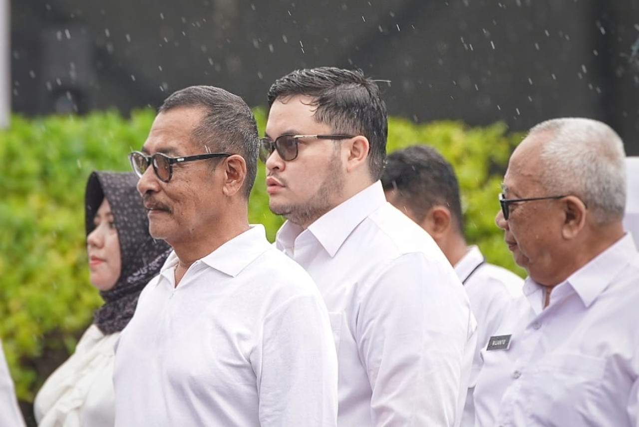 Jakarta Diguyur Hujan, Mas Dhito Tetap Semangat Ikuti Geladi Bersih Pelantikan