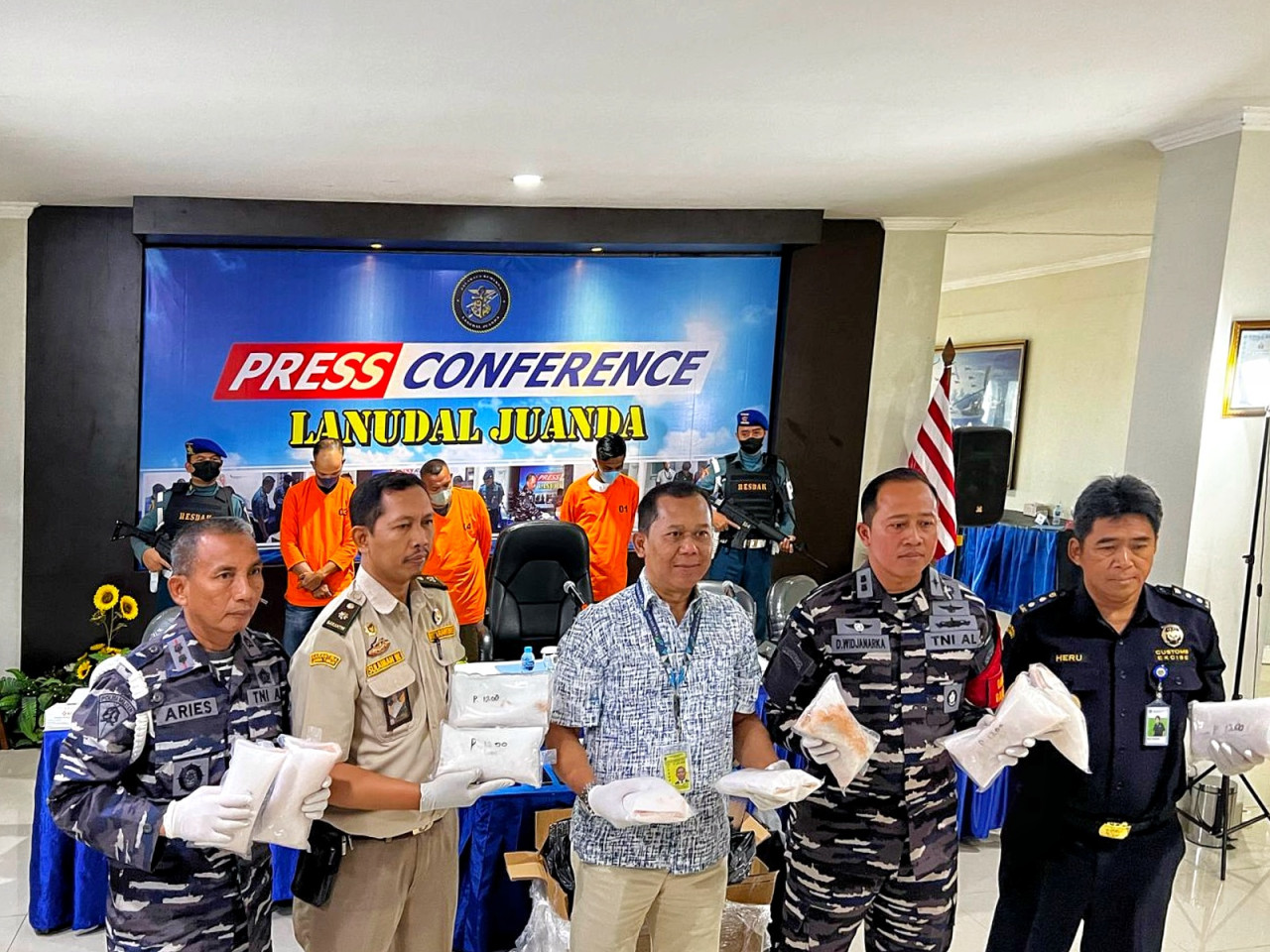 Penyelundupan Benih Lobster di Bandara Juanda Libatkan Oknum Orang Dalam