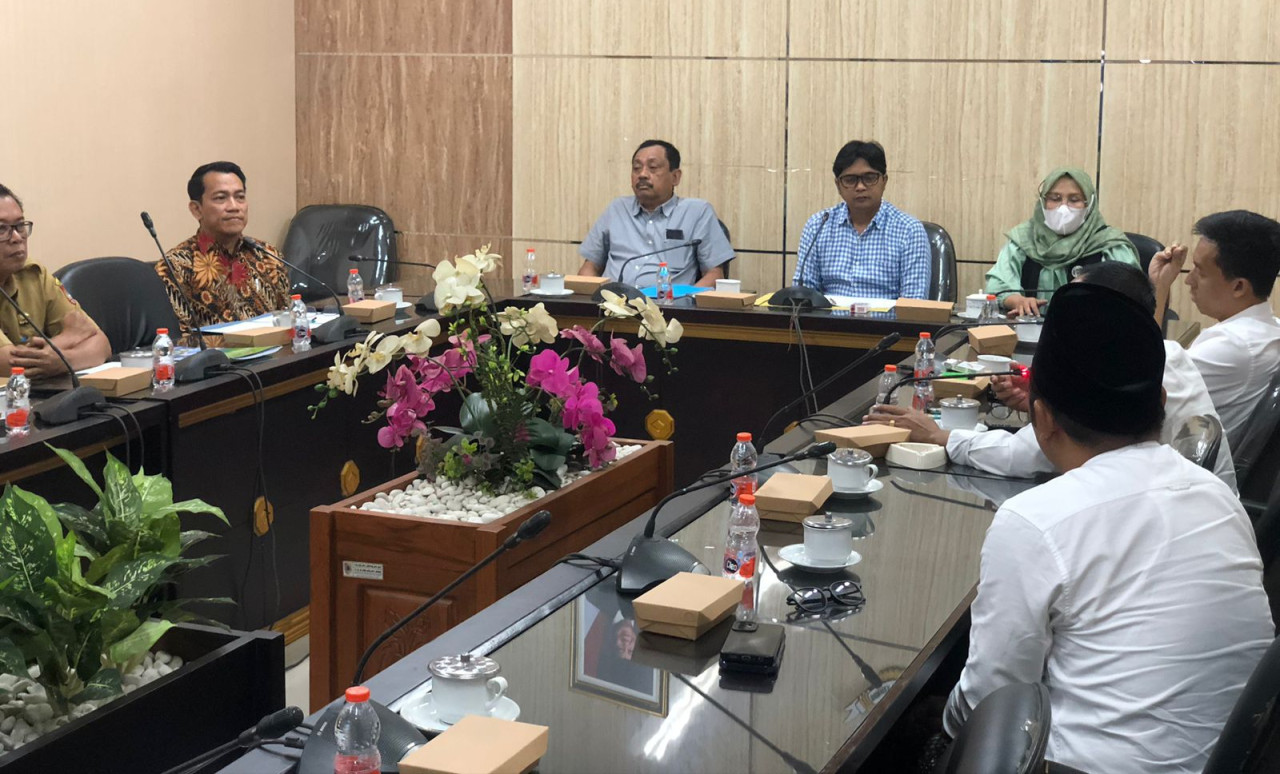 Selain Disperindag, DPMPTSP Jember Sebut Toko Berjaringan Lojejer Tak Ada Izin