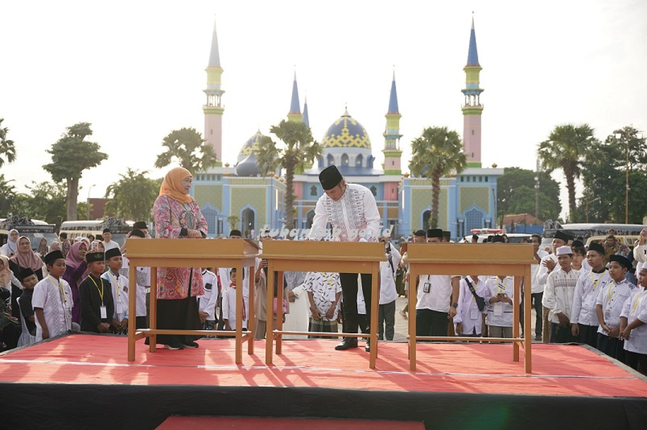 Khofifah Beri Pesan Ini saat Peresmian Si Mas Ganteng di Alun-Alun Tuban