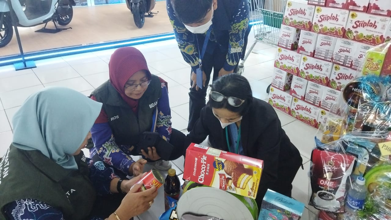 Dinkes Tulungagung Temukan Makanan Kedaluwarsa dalam Parsel Lebaran