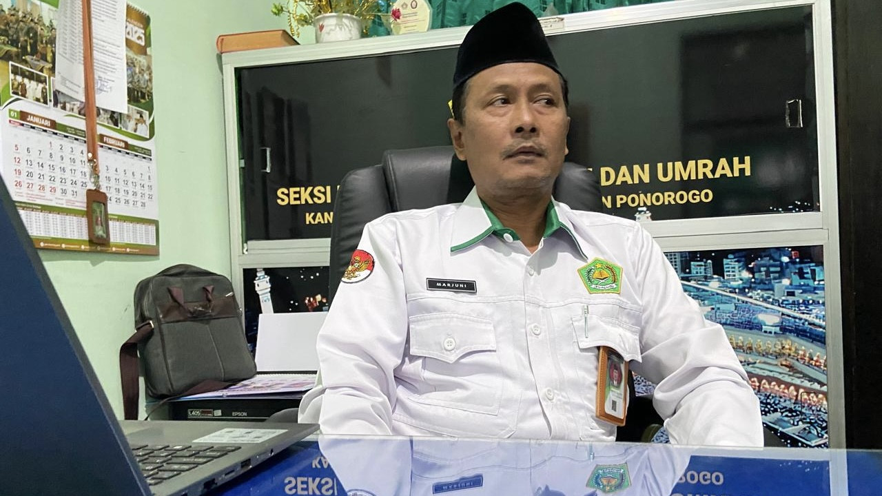 Kasie Penyelenggara Haji dan Umroh (PHU) Kantor Kementerian Agama (Kemenag) Ponorogo, Marjuni. (Foto: Ahmad Fauzani/jatimnow.com)