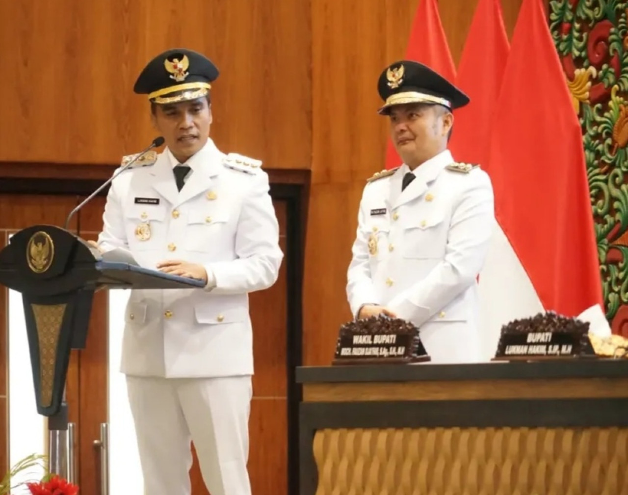 Bupati Bangkalan, Lukman Hakim dan Wakil Bupati Bangkalan, Fauzan Jakfar. (Foto: Kominfo Bangkalan)