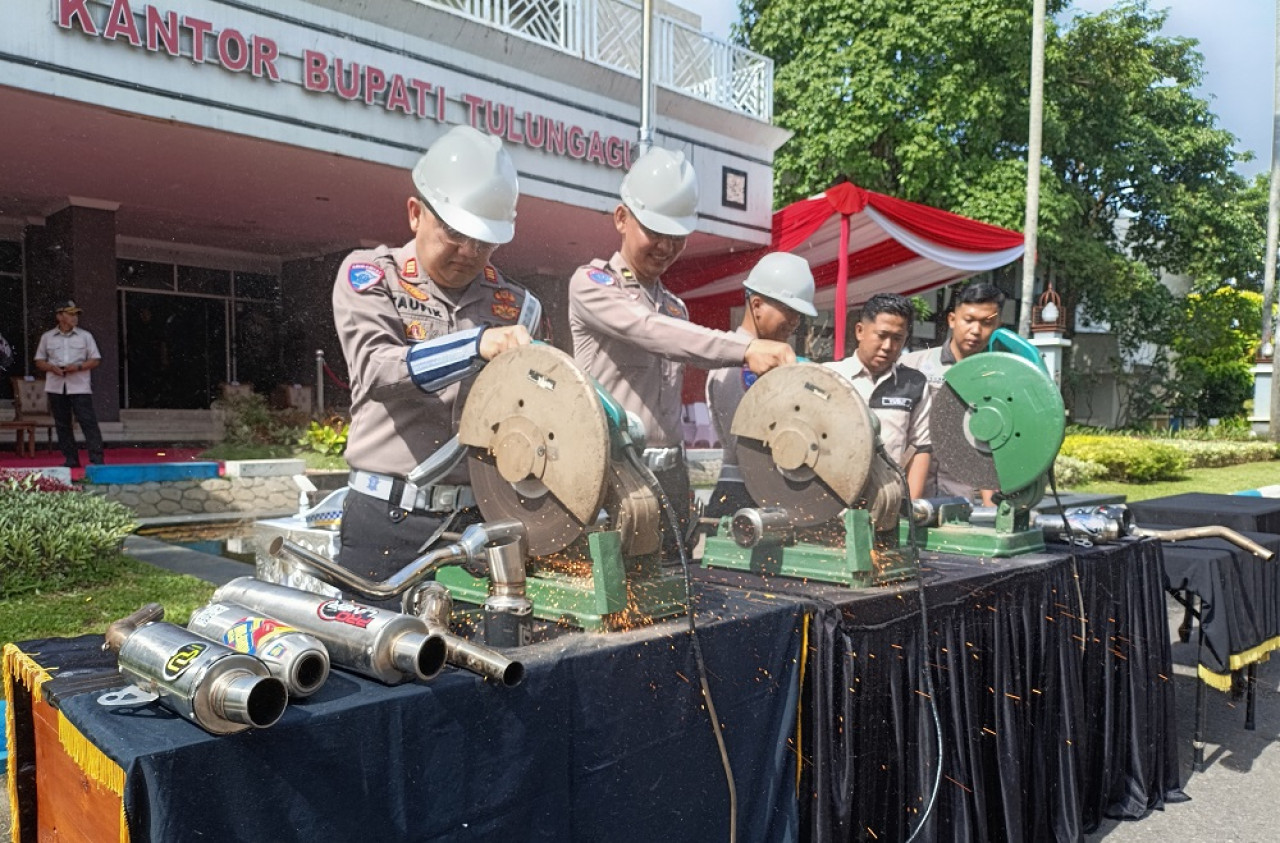 Ratusan Knalpot Brong di Tulungagung dan Lamongan Dimusnahkan