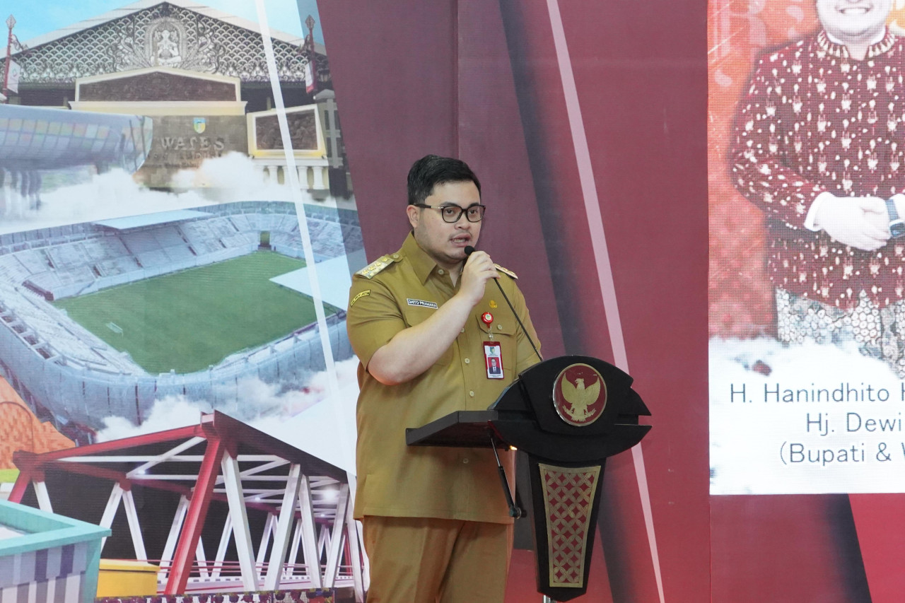 Mas Dhito saat membuka Musrenbang RKPD 2026 dan Forum Konsultasi Publik RPJMD 2025-2029. (Foto: Pemkab Kediri/jatimnow.com)