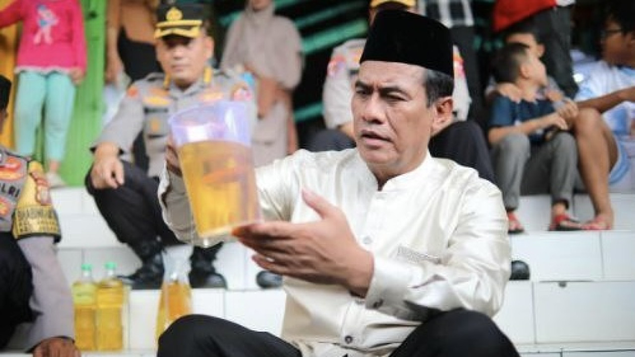 Menteri Pertanian Andi Amran Sulaiman melakukan sidak di Pasar Jaya Lenteng Agung, Jakarta Selatan. (Foto: Instagram pribadi Andi Amran)