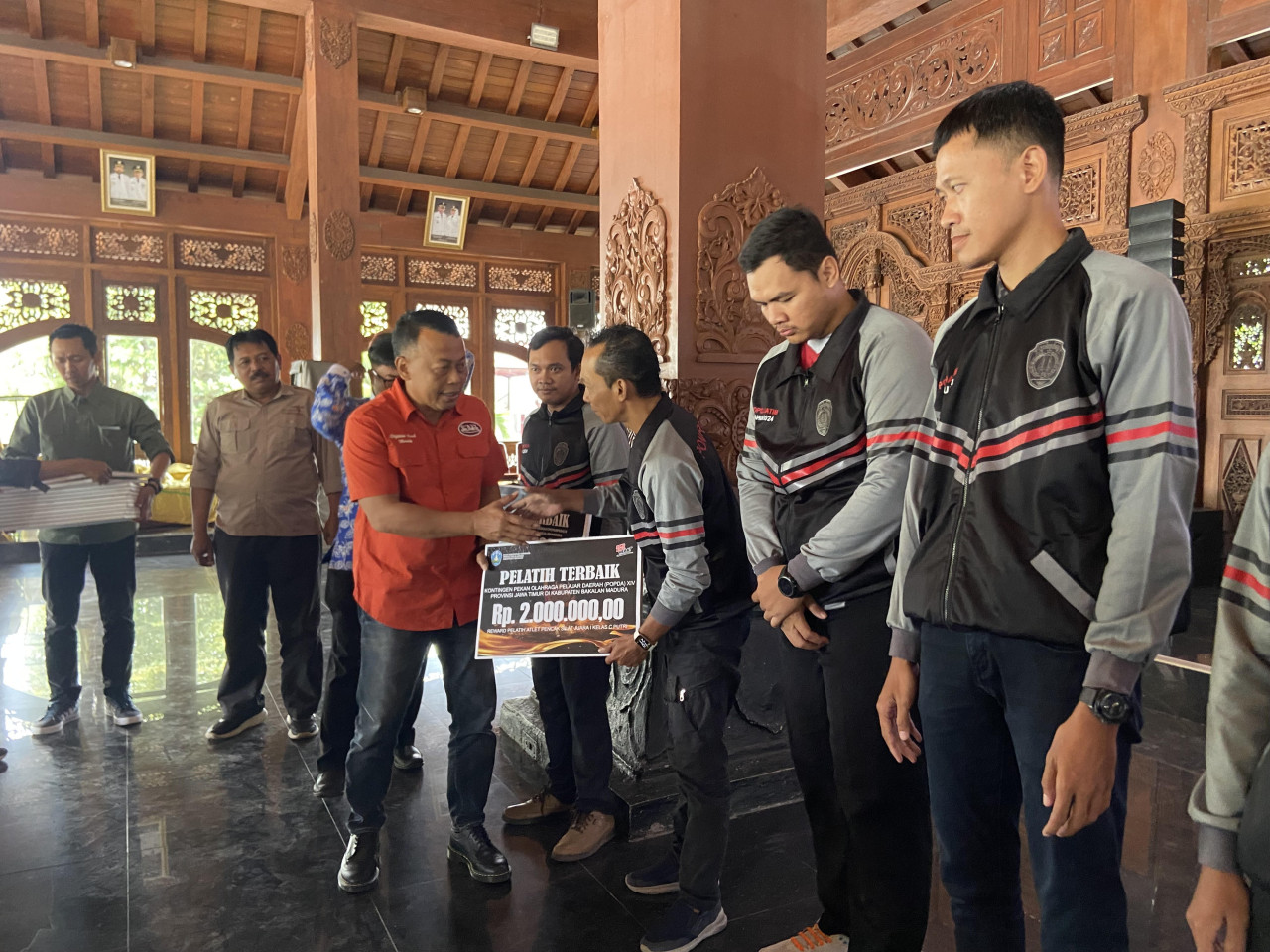 Pemkab Ponorogo Berikan Reward pada 16 Atlet dan 13 Pelatih Berprestasi