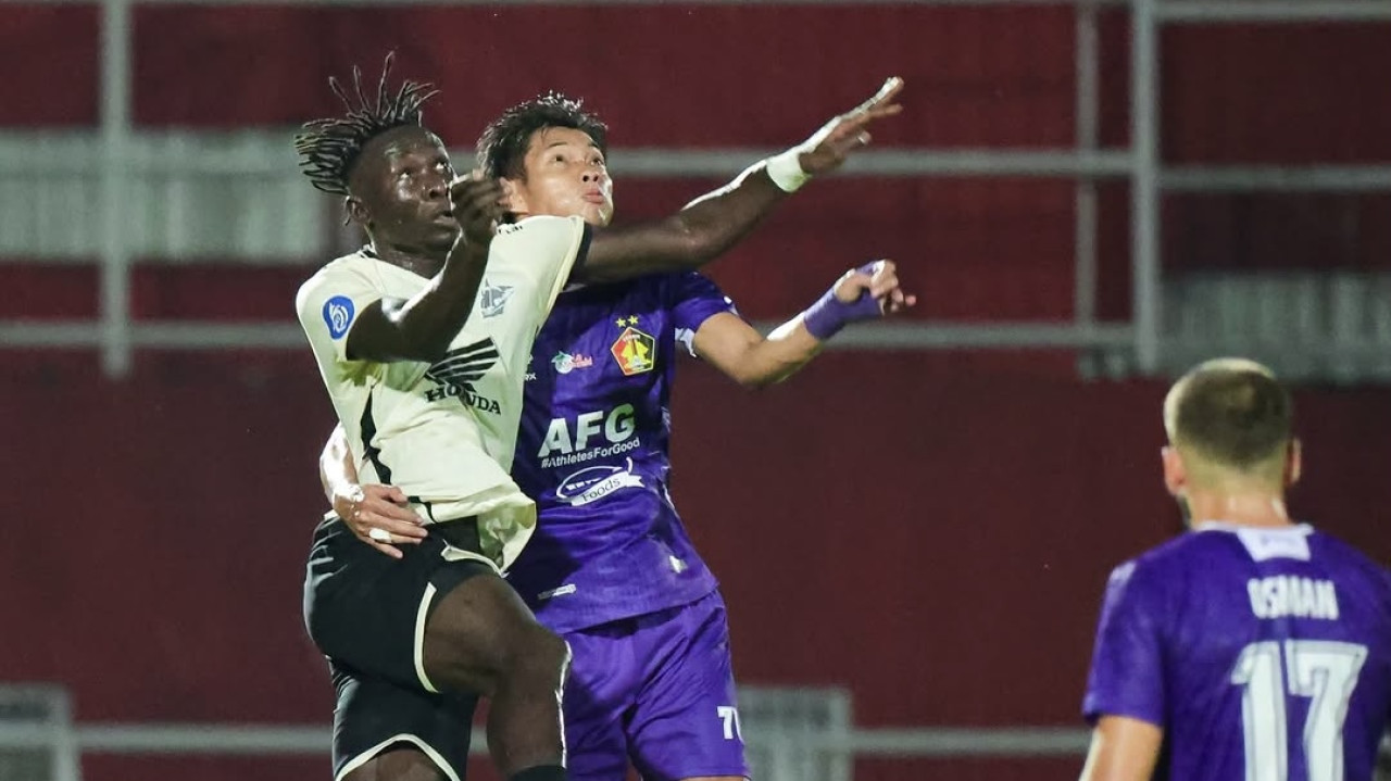 Pemain Persik Kediri saat melawan PSM Makasar. (Foto: Persik Kediri/jatimnow.com)