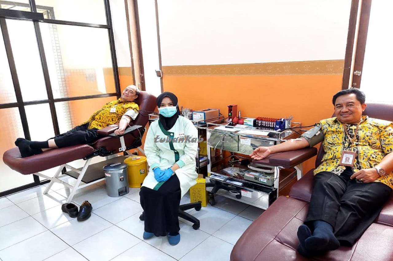 Aktivitas donor darah di PMI Tuban. (Foto: Kominfo Pemkab Tuban for jatimnow.com)