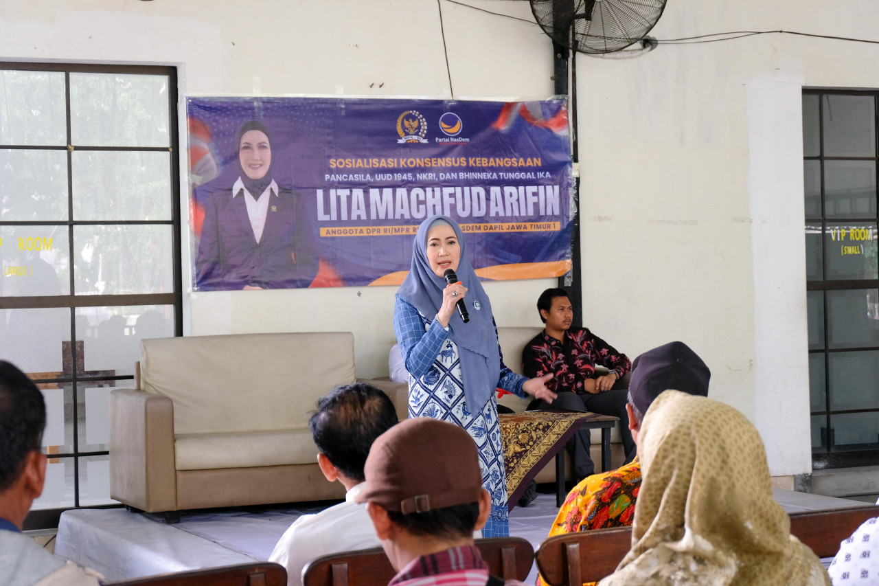 Lita Machfud Arifin saat sosialisasi empat pilar di daerah Sidoarjo. (Foto: Fickri for jatimnow.com)