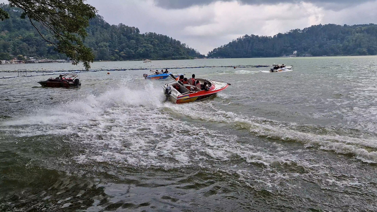Telaga Ngebel Ponorogo Diserbu 26 Ribu Wisatawan, Sumbang PAD Rp395 Juta