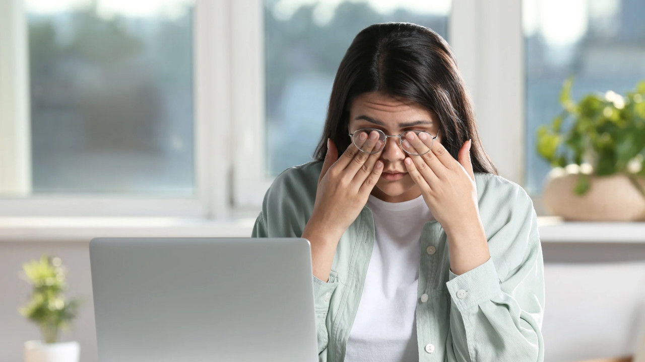 Tips Atasi Mata Panda, Kolagen Stimulator hingga Rejuveyes Treatment