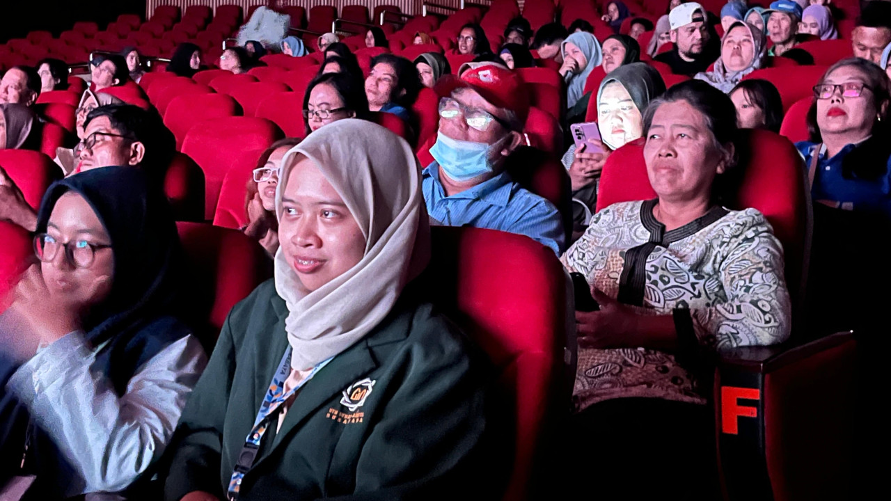 "English Vinglish" Jalin Jembatan Budaya India-Indonesia di Surabaya