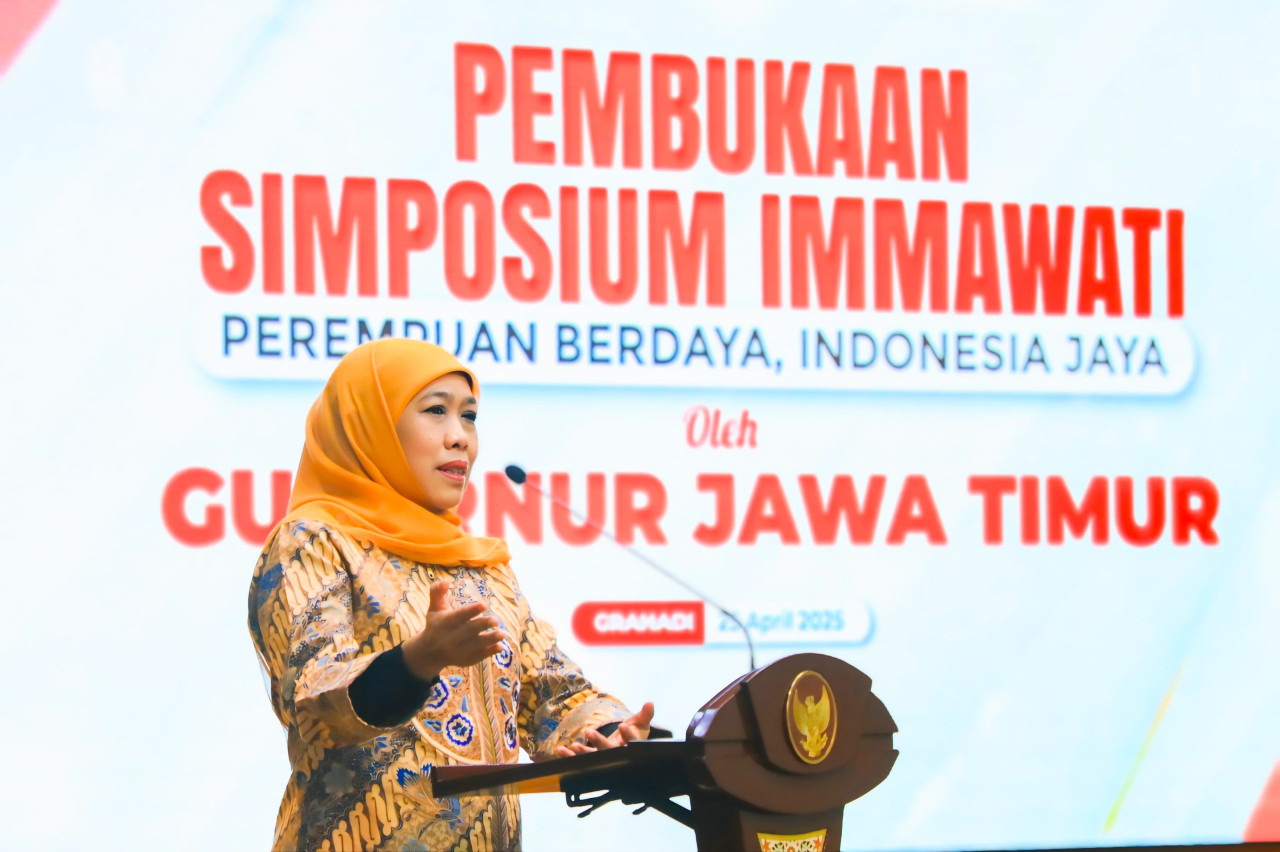 Gubernur Khofifah membuka Simposium IMMawati (foto: Humas Pemprov Jatim for jatimnow.com)