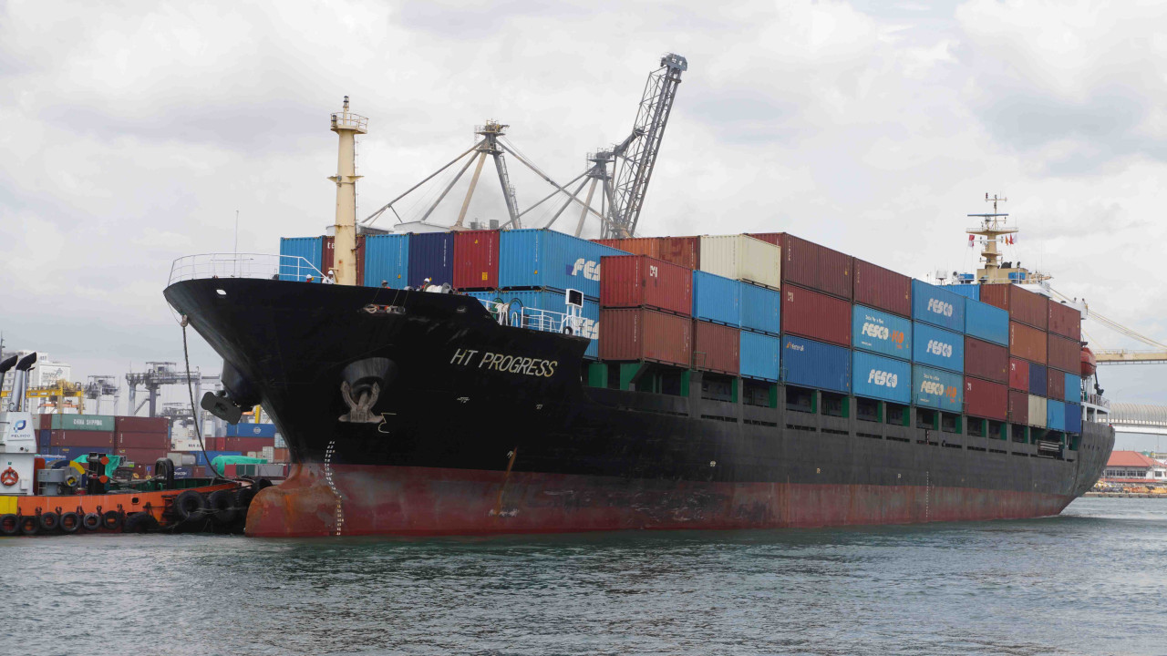 IPC TPK Layani Pelayaran Baru ke Vietnam