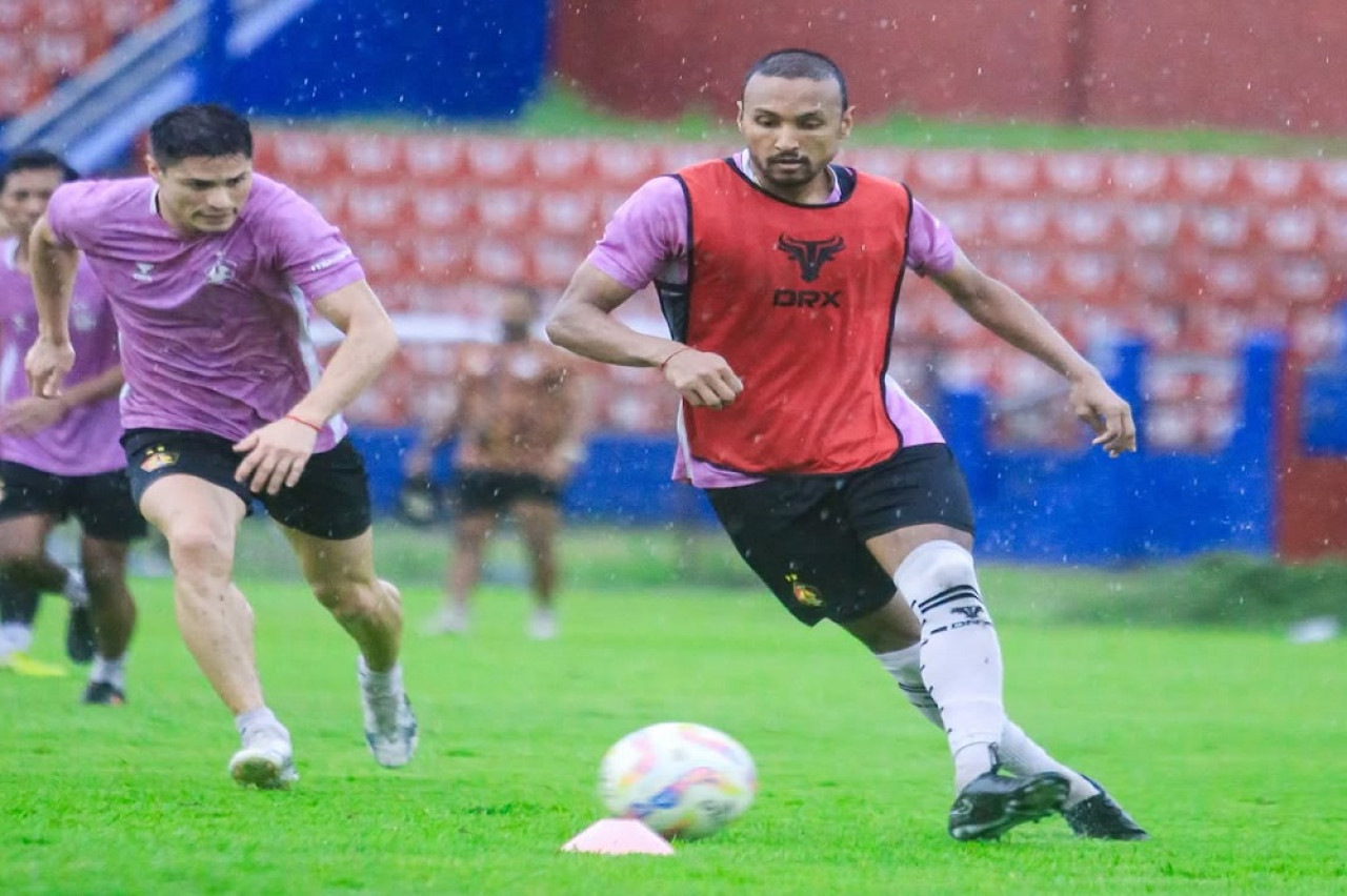 Pemain Persik Kediri saat mengikuti latihan. (Foto: IG Persik Kediri)