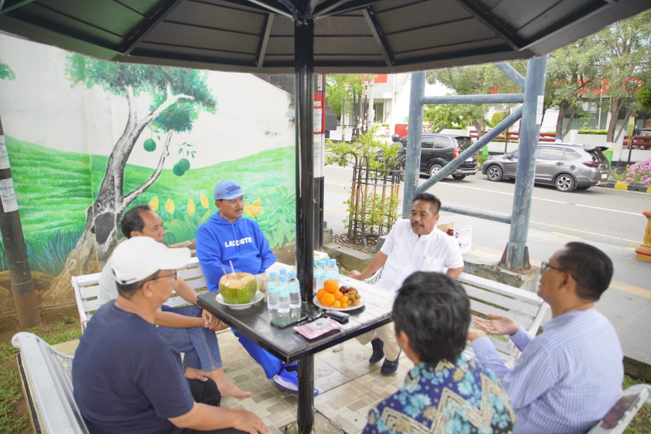 Wali Kota Madiun Dr Maidi saat bersama Suko Widodo. (Foto: madiun today)