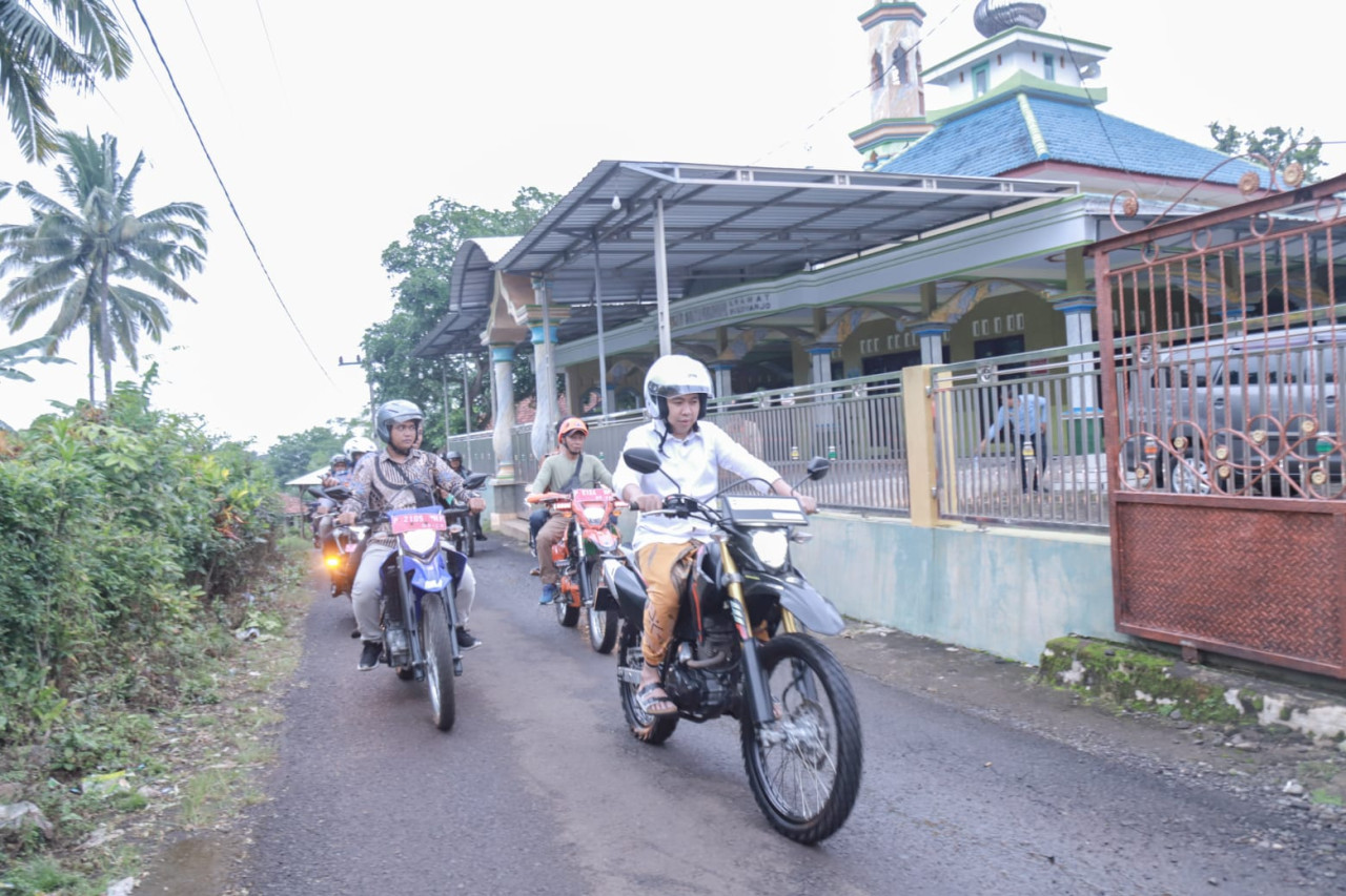 Bupati Jember Nginap di Tenda, Boyong Puluhan Program Pelayanan ke Desa