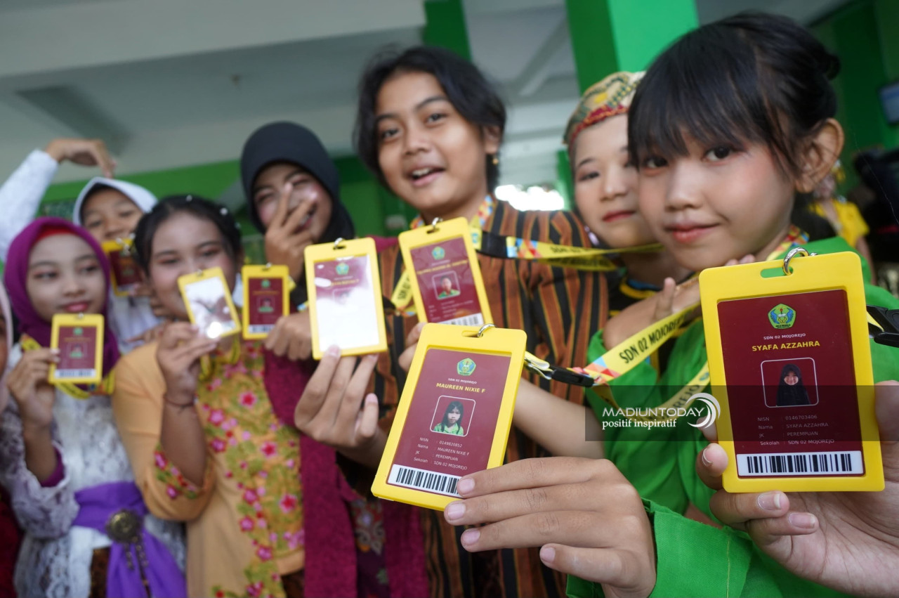 Para siswa SDN 02 Mojorejo Kota Madiun. (Foto: Kominfo Kota Madiun)