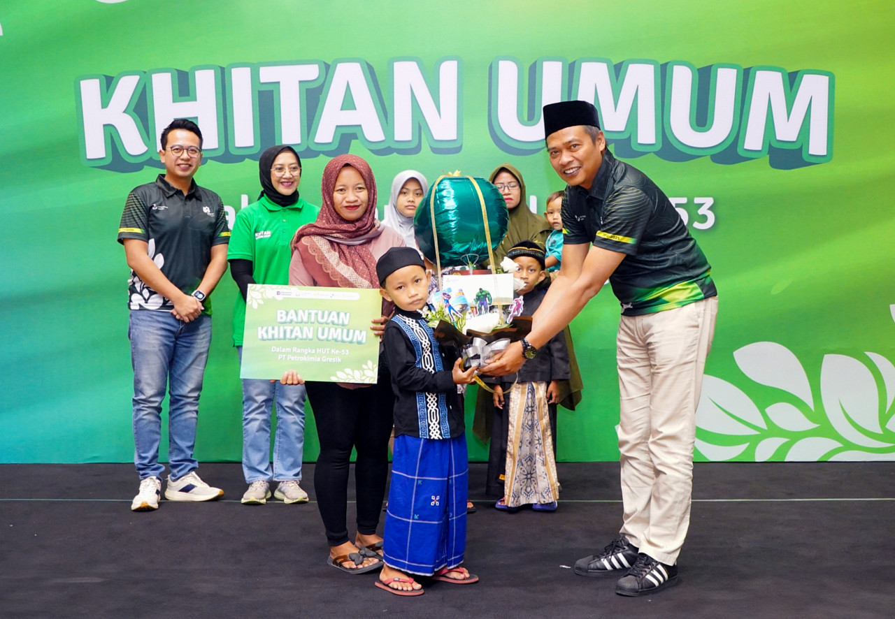 Dukung Terciptanya Generasi Unggul, Petrokimia Gresik Gelar Khitanan Gratis