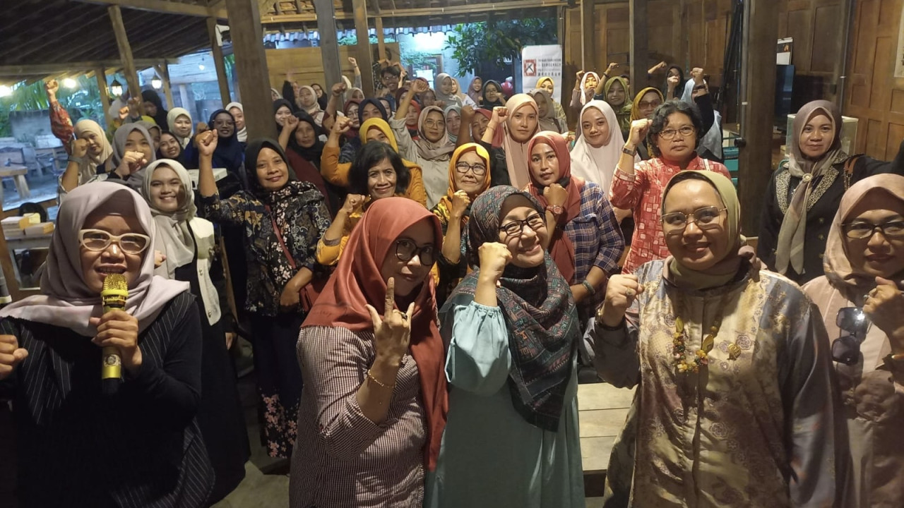 Dialog bersama Women And Youth Development Institute of Indonesia (WYDII). (Foto: Bramanta Pamungkas/jatimnow.com)