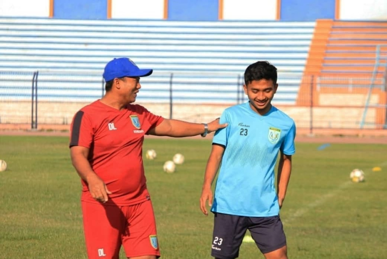 Hambali Tholib saat berseragam Persela Lamongan tahun 2019. (Foto: Adyad Ammy Iffansah/jatimnow.com)