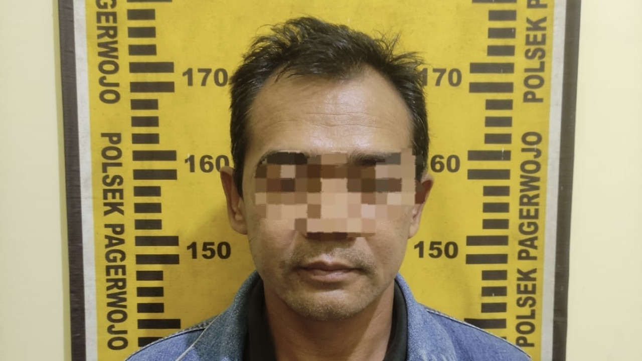 Pelaku penggelapan motor milik calon mantunya di Tulungagung. (Foto: Polres Tulungagung/jatimnow.com)