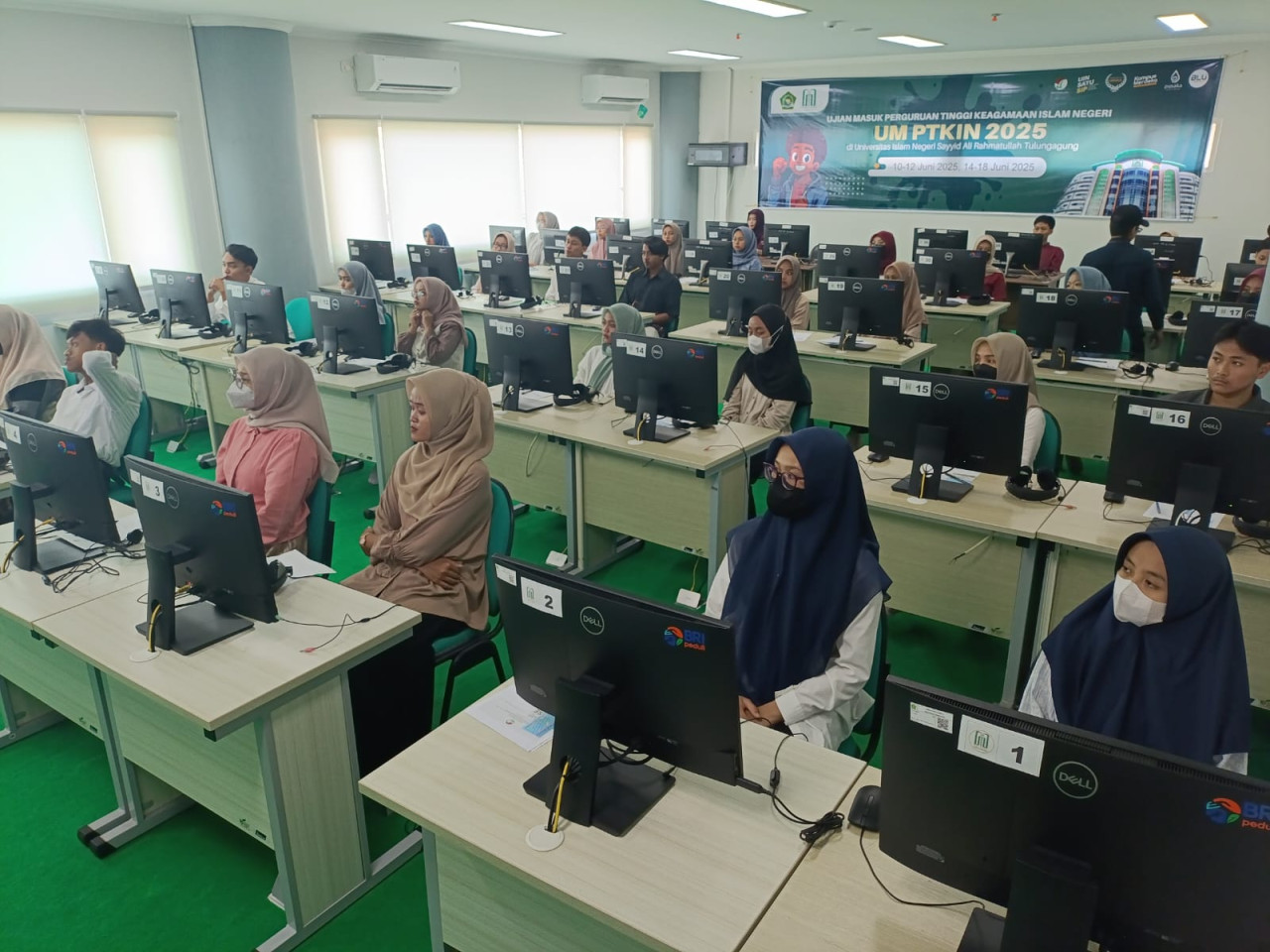 Tes UM PTKIN di UIN Tulungagung. (Foto: Bramanta Pamungkas/jatimnow.com)