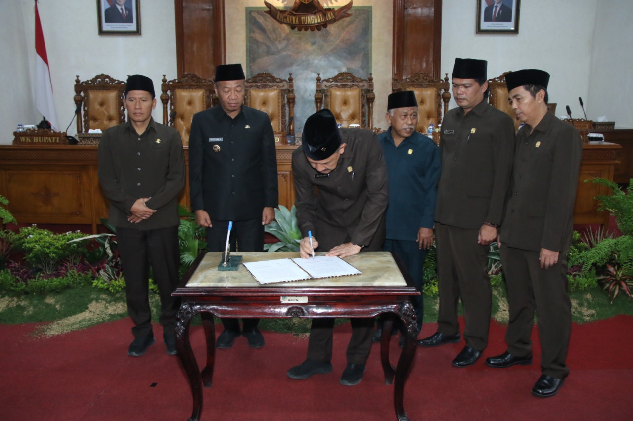 DPRD setujui penerapan parkir berlangganan (foto: Bramanta Pamungkas/jatimnow.com)