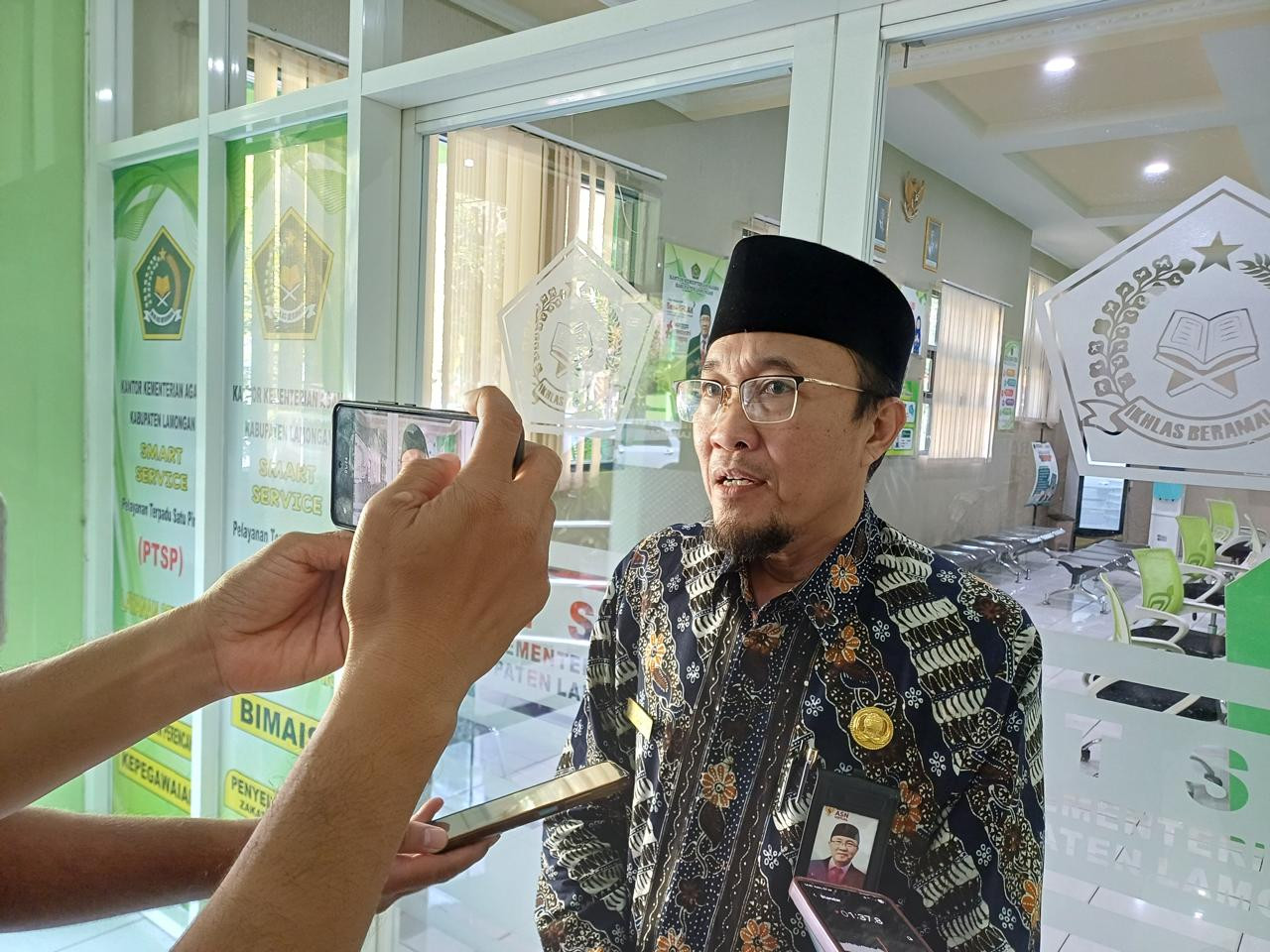 Kepala Kantor Kemenag Lamongan, Muhlisin Mufa. (Foto: Adyad Ammy Iffansah/jatimnow.com).