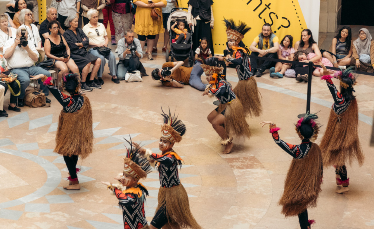 Sekolah Cikal Bawa Tarian Tradisional Indonesia Promosikan Budaya di Eropa