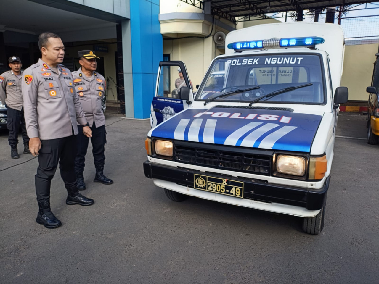 Foto: Mobil berusia 41 tahun milik Polres Tulungagung yang masih digunakan operasional (Bramanta/jatimnow.com)