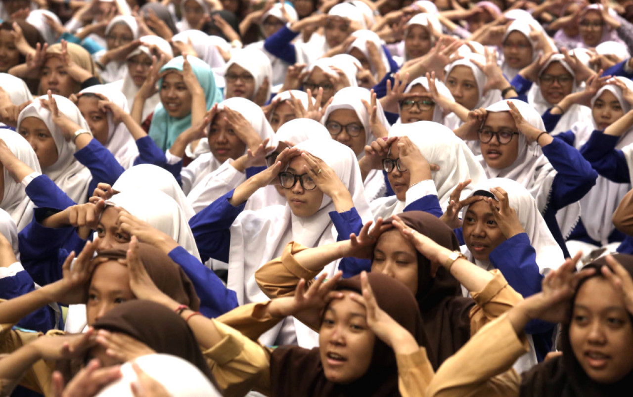 Kebijakan Pendidikan Jabar yang Bikin Geleng-Geleng Kepala