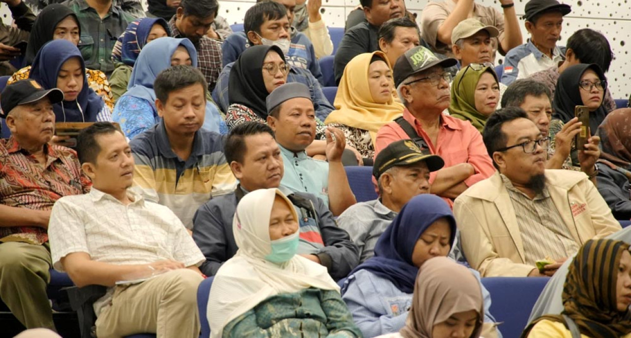 Peserta pelatihan higienitas dan sanitasi bagi pengelola dan penjamah makanan yang digelar oleh Pusat Kajian Halal ITS. Foto: Humas ITS for jatimnow.com