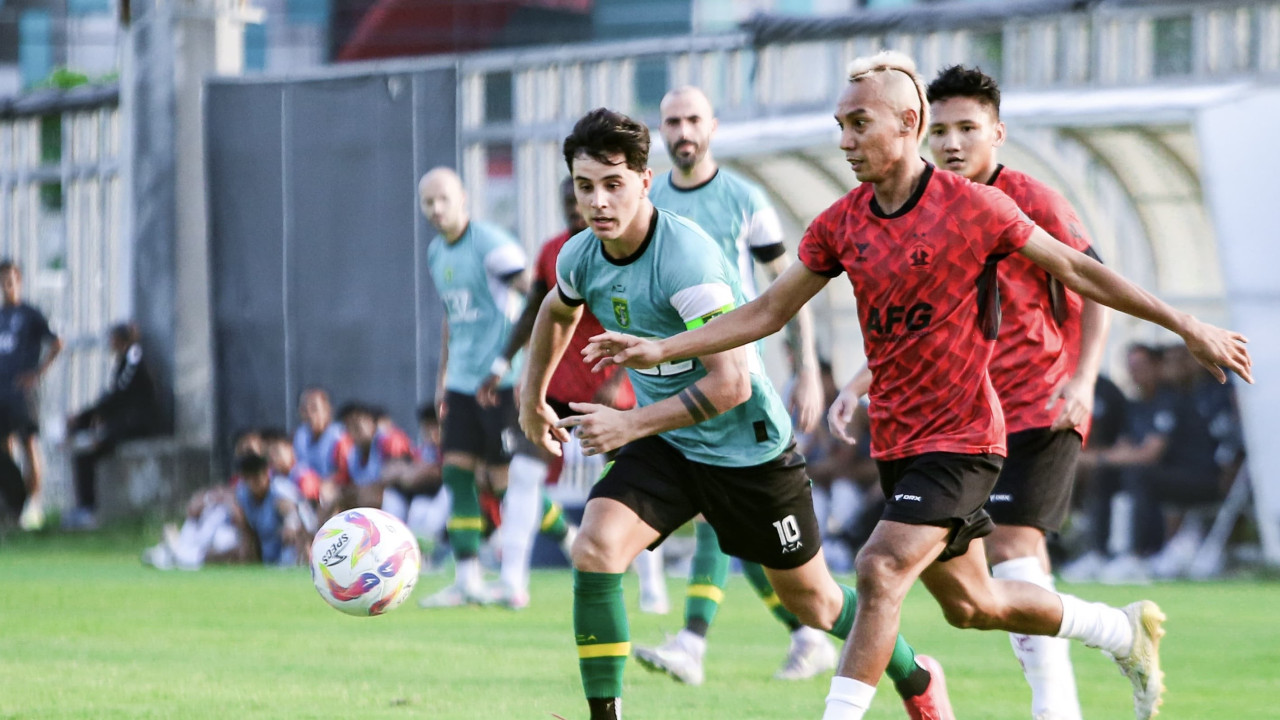 Persik Kediri uji coba lawan Persebaya Surabaya. (Foto: Persik Kediri/jatimnow.com)