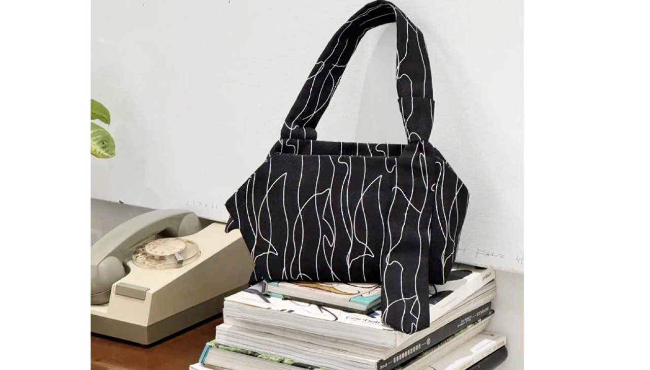 Tas Rasen Space berbahan limbah kain perca (Foto: Koleksi Pribadi)