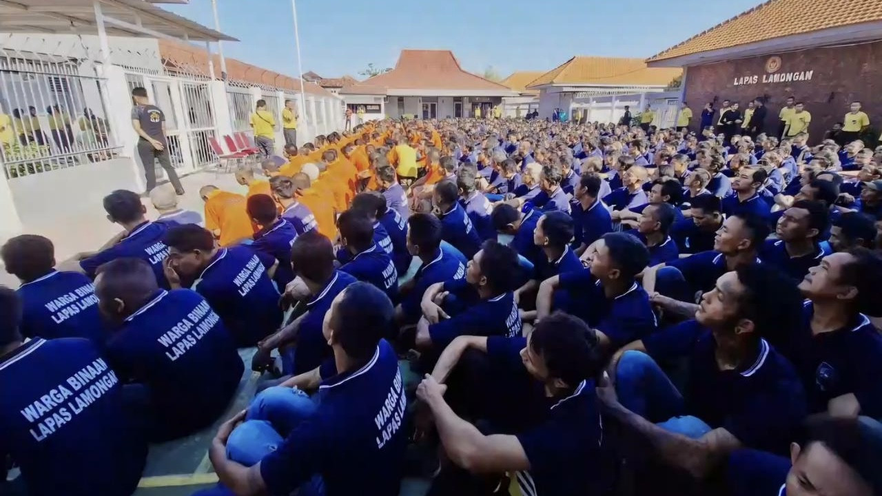 Warga binaan Lapas Kelas IIB Lamongan. (Foto: Adyad Ammy Iffansah/jatimnow.com)