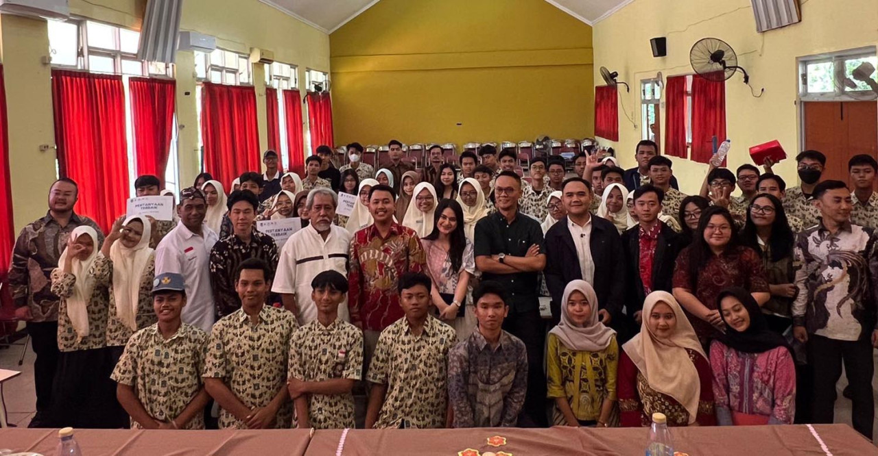 PSMTI Kota Surabaya menggelar seminar yang bertajuk "Membangun Generasi Tangguh: Menghadapi Bullying dan Tantangan Sosial di Era Digital" ini digelar di SMA Negeri 20 Surabaya, Jumat (15/8/2025). Foto/JatimNow.com