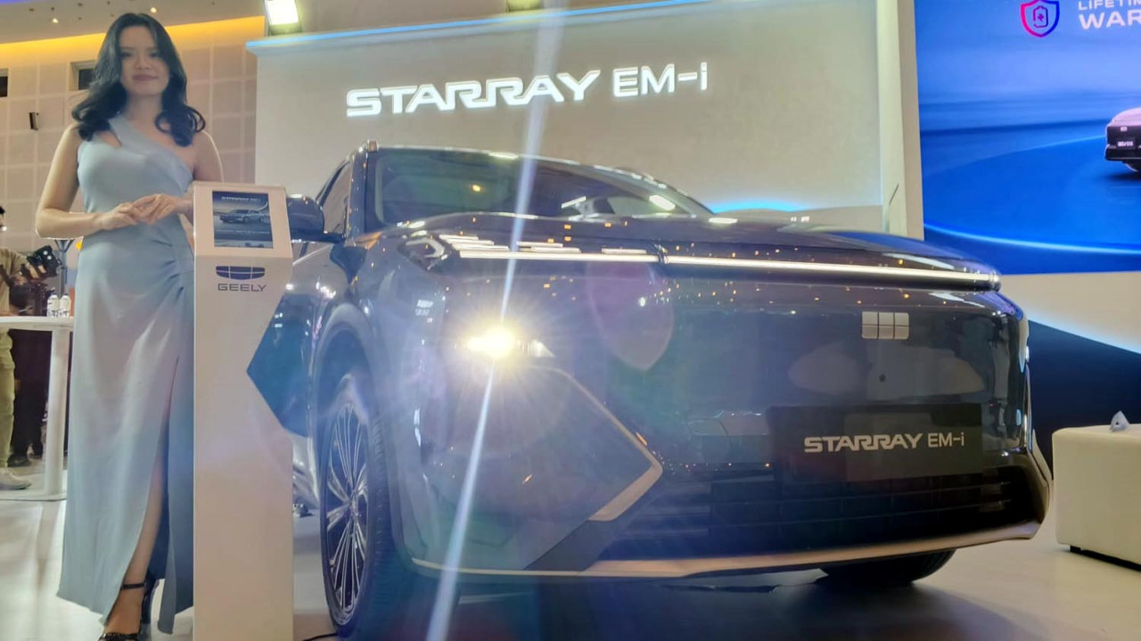 Geely Starray EM-i mejeng di GIIAS Surabaya 2025. (Foto: Ali Masduki/jatimnow.com)