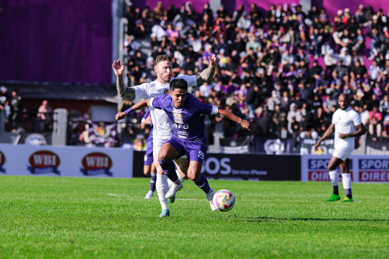 Persik Kediri dalam laga pre-season melawan Asia Warriors. (Foto: Persik Kediri/jatimnow.com)