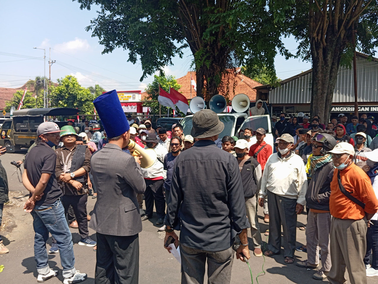 Foto : Ratusan massa dari Jember Against Cooruption unjuk rasa (Sugianto/jatimnow.com)