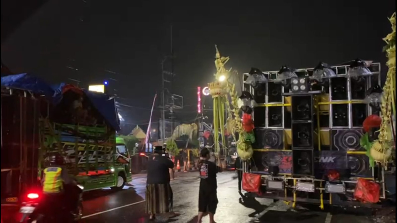 Foto: Truk pengangkut sound horeg yang ditilang di Blitar (Polres Blitar Kota/jatimnow.com)