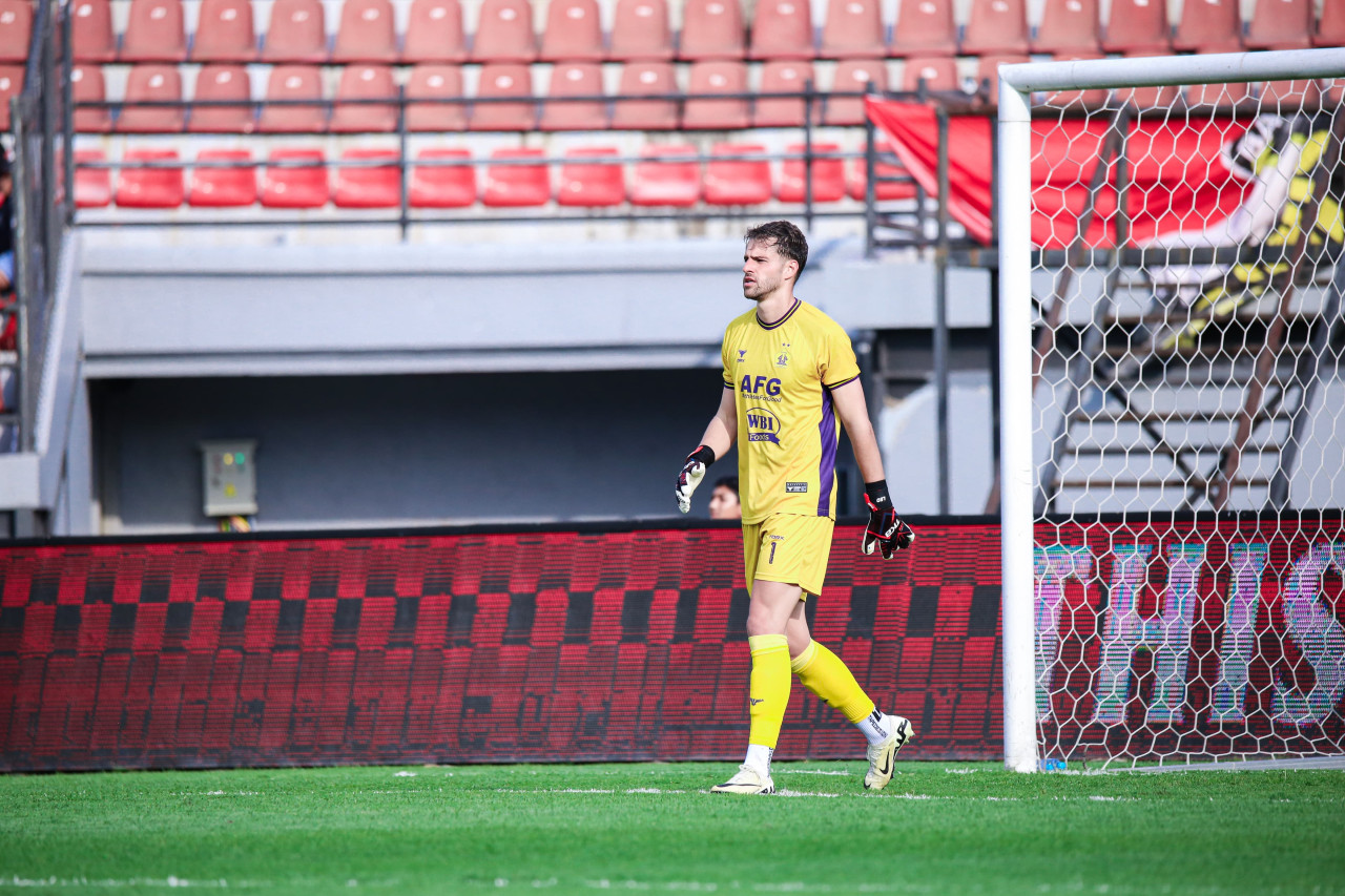 Kiper Persik Kediri Leo Navacchio. (Foto: Persik Kediri/jatimnow.com)