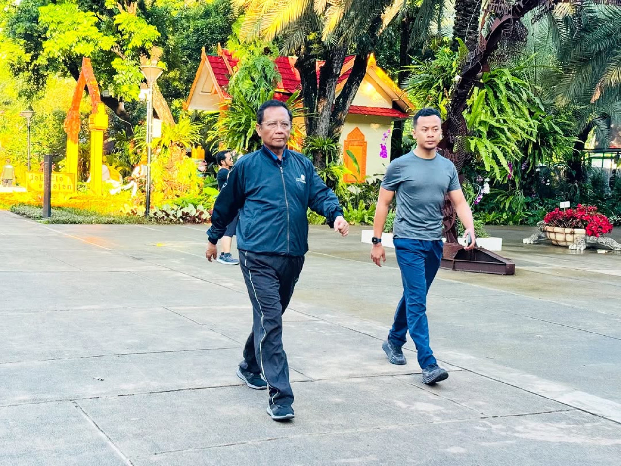 Foto: Mahfud MD saat melakukan aktivitas olahraga (instagram@mohmahfudmd/jatimnow.com)