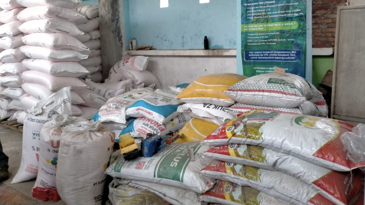 Kios pupuk bersubsidi di Kota Kediri. (Foto: Yamuar Dedy/jatimnow.com)