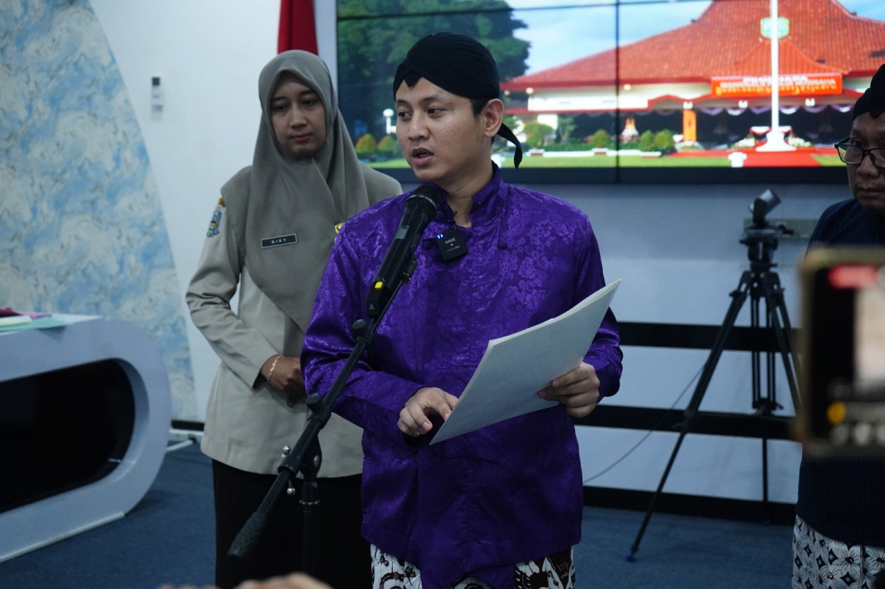 Foto: Bupati Trenggalek Mochamad Nur Arifin saat memberi keterangan pers (Prokopim Trenggalek/jatimnow.com)