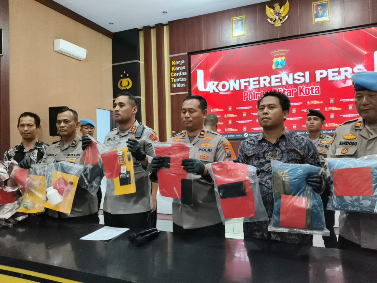 Sempat Pesta Miras Bersama, Ini Motif Pembunuhan Perempuan di Blitar